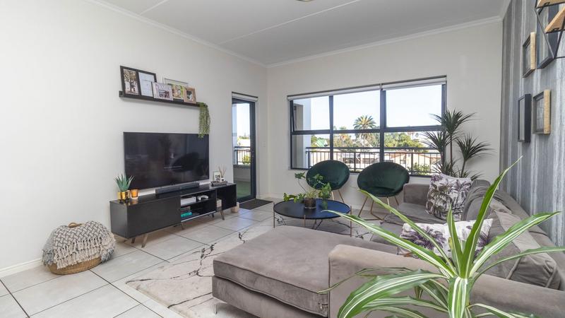2 Bedroom Property for Sale in De Zicht Estate Western Cape